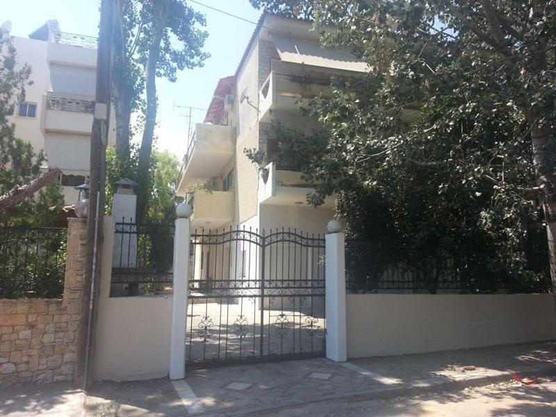 Bright Mezzanine Flat With Garden Atenas Exterior foto